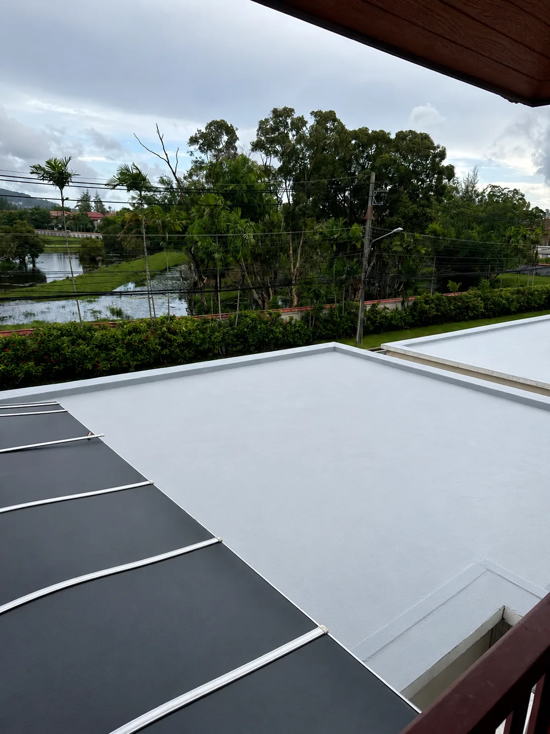 Laguna Links Villa หลังคาและกันซึม